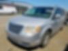 2A8HR54189R674479-2009-chrysler-town-and-cou-1