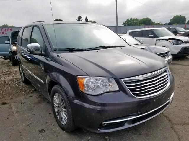 2C4RC1CG9FR526428-2015-chrysler-town-and-cou-0
