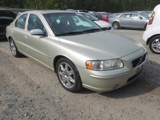 YV1RS592952438895-2005-volvo-s60-25t-0