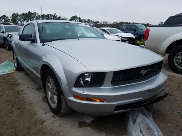 1ZVFT80N365141696-2006-ford-mustang