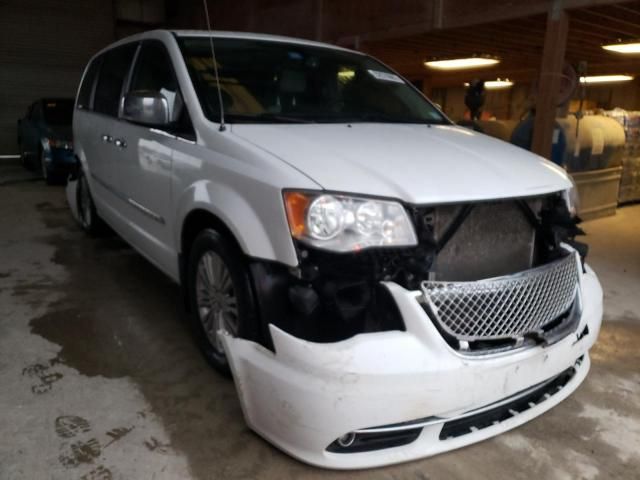 2C4RC1CG4FR621107-2015-chrysler-town-and-country-0