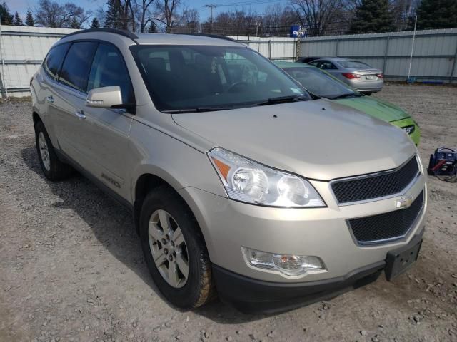 1GNKVGED1BJ115273-2011-chevrolet-traverse-0