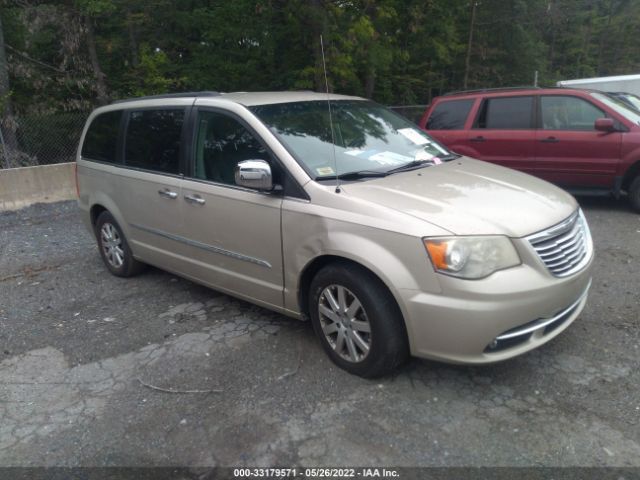 2C4RC1BGXDR705639-2013-chrysler-town-and-country-0