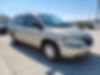 2C4GP54L95R321995-2005-chrysler-town-and-country-2