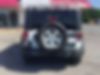 1C4BJWDG2HL531260-2017-jeep-wrangler-unlimited-2