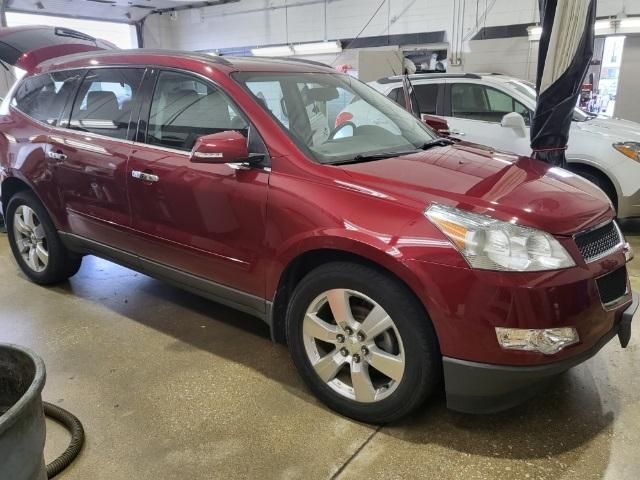 1GNKVGED6BJ110778-2011-chevrolet-traverse-0