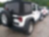 1C4BJWDG5HL644877-2017-jeep-wrangler-2