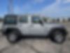 1C4BJWDG1HL513137-2017-jeep-wrangler-unlimited-2