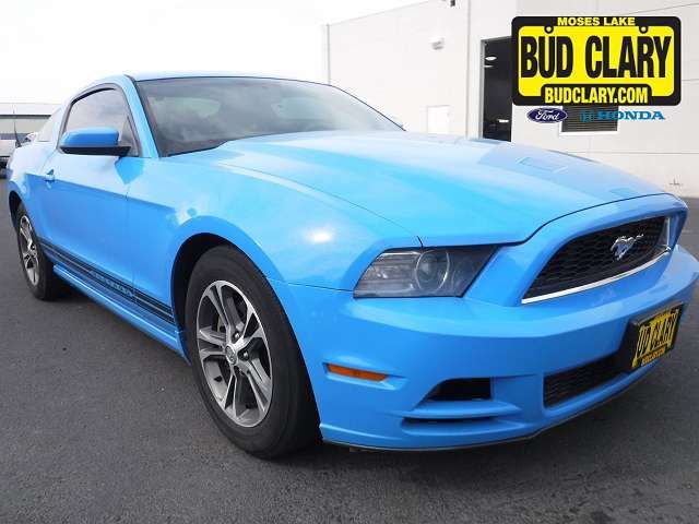 1ZVBP8AM8D5242111-2013-ford-mustang-0