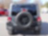 1C4BJWDG7JL860915-2018-jeep-wrangler-jk-unlimited-2