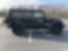 1C4BJWDG9HL630898-2017-jeep-wrangler-unlimited-2