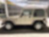 1J4FA39S65P371945-2005-jeep-wrangler-2