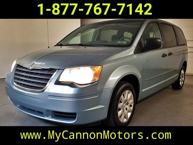 2A8HR44H58R837949-2008-chrysler-town-andamp-country-0