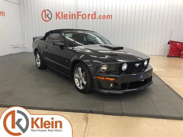 1ZVFT85H975217278-2007-ford-mustang-0
