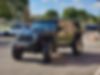1C4BJWDG5HL581182-2017-jeep-wrangler-2