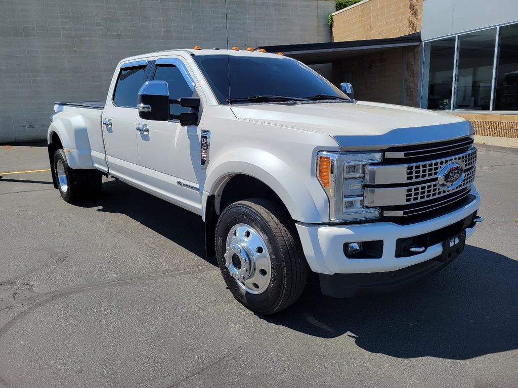 1FT8W4DT0HEB72315-2017-ford-f450