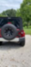 1C4BJWEG6CL106809-2012-jeep-wrangler-unlimited-2