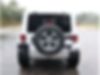 1C4BJWEG0HL746828-2017-jeep-wrangler-2