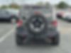 1C4BJWFG5HL561558-2017-jeep-wrangler-2