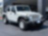 1C4BJWDG8JL858672-2018-jeep-wrangler-2