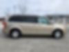 2A8HR54149R513031-2009-chrysler-town-and-country-1
