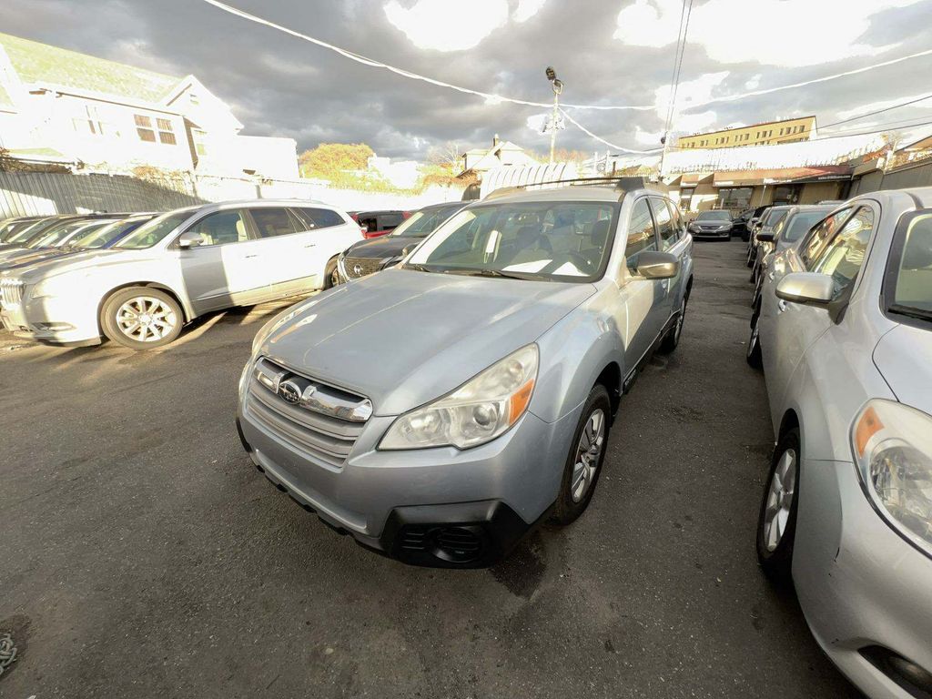 4S4BRCAC9D1304660-2013-subaru-outback-0