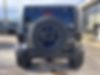 1C4BJWDG3JL810870-2018-jeep-wrangler-2
