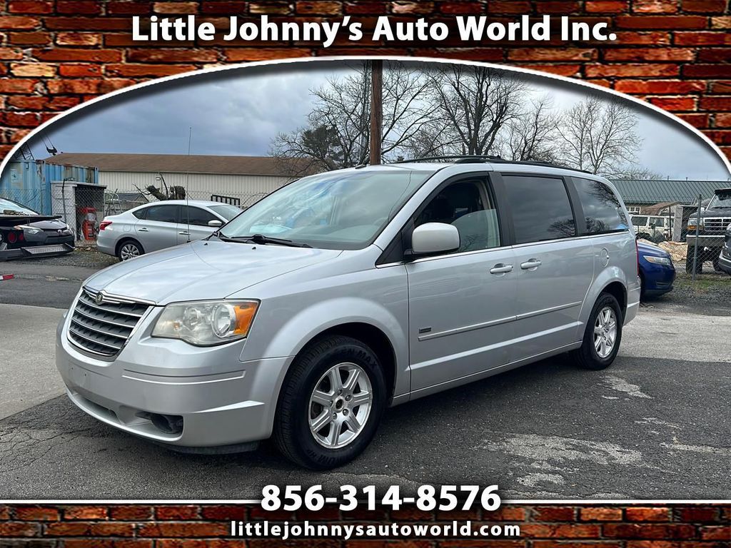 2A8HR54P98R822464-2008-chrysler-town-and-country