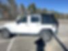 1C4BJWEG0HL744710-2017-jeep-wrangler-unlimited-2