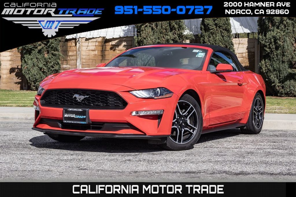 1FATP8UH3J5105813-2018-ford-mustang