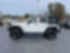 1C4BJWDG1HL565609-2017-jeep-wrangler-unlimited-2