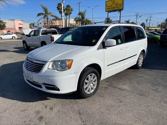 2C4RC1BG2GR290384-2016-chrysler-town-and-country