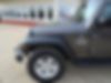 1C4BJWDG6HL562723-2017-jeep-wrangler-unlimited-1