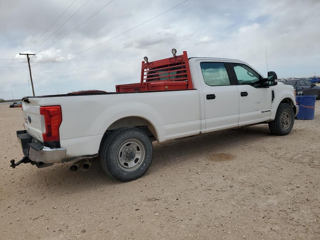 1FT7W3AT0HED72444-2017-ford-f-350-2