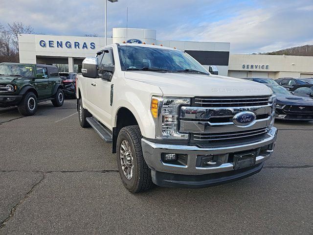 1FT8X3B6XHED98477-2017-ford-f-350-0