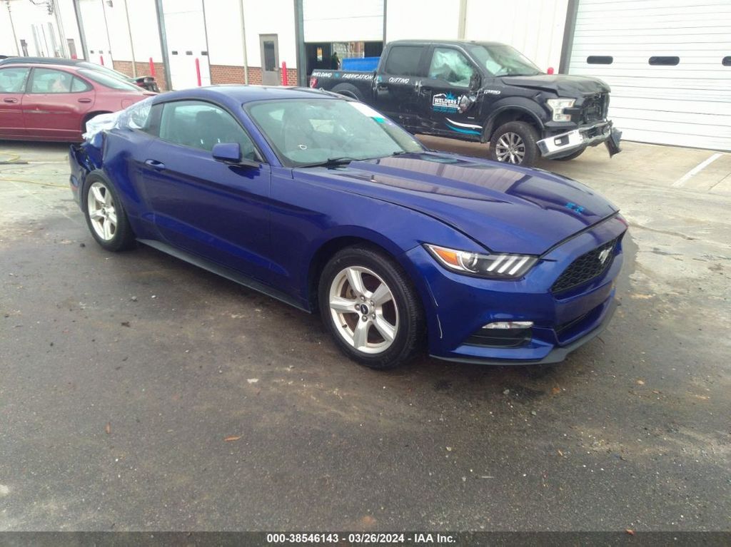 1FA6P8AM8G5321910-2016-ford-mustang