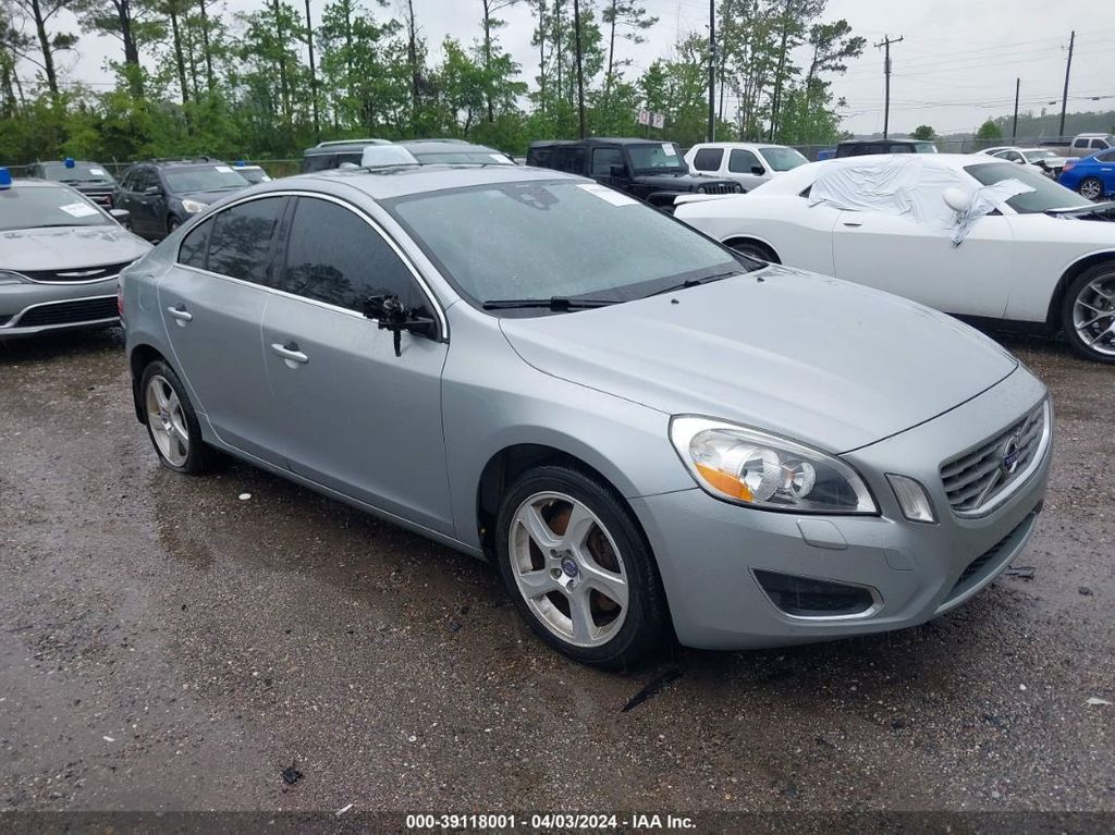YV1612FH3D2188761-2013-volvo-s60-0