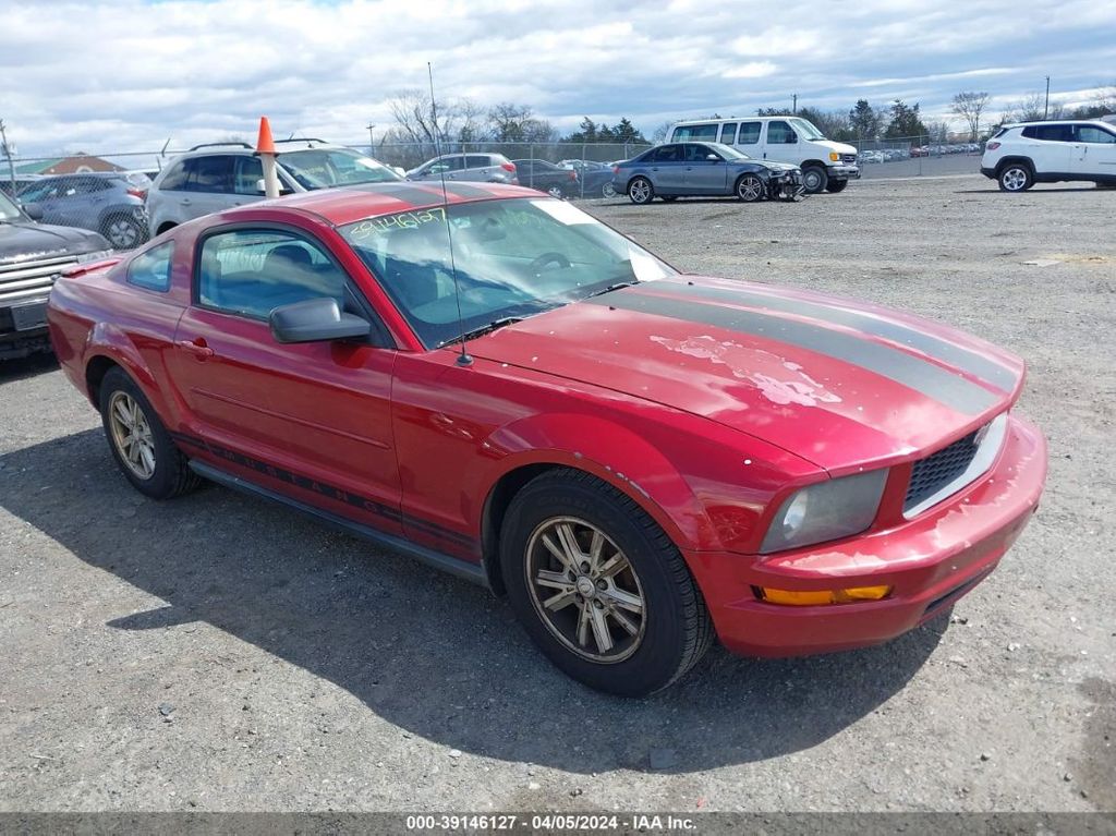 1ZVHT80N485208141-2008-ford-mustang