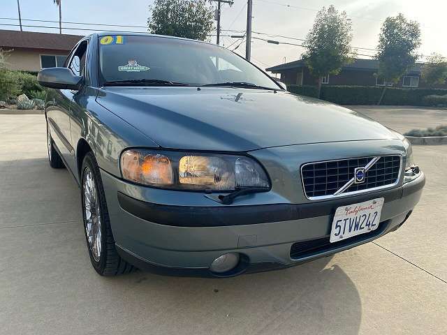 YV1RS53D812011017-2001-volvo-s60