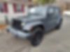 1C4BJWDG9HL518067-2017-jeep-wrangler-unlimited-2