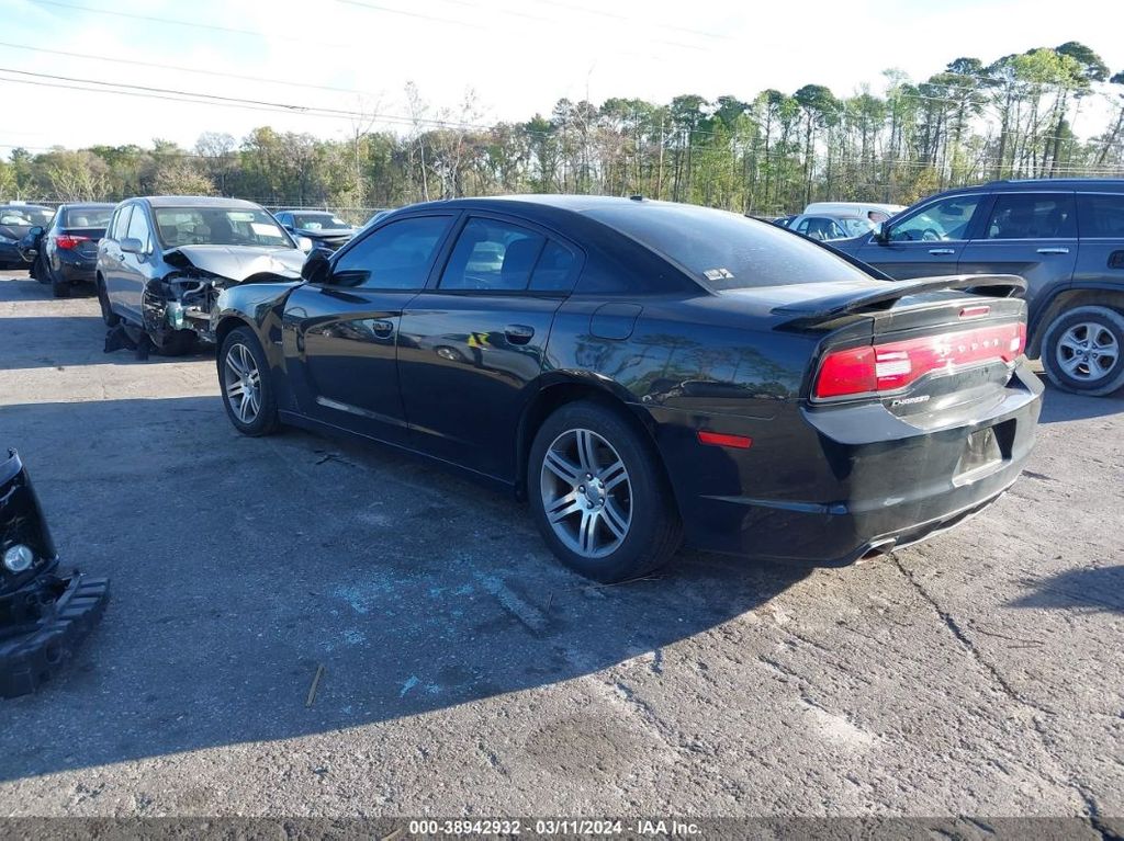 2C3CDXCT8EH211079-2014-dodge-charger-2