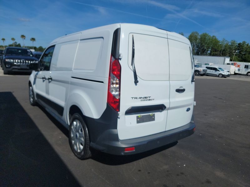 NM0LS7E25K1385270-2019-ford-transit-connect