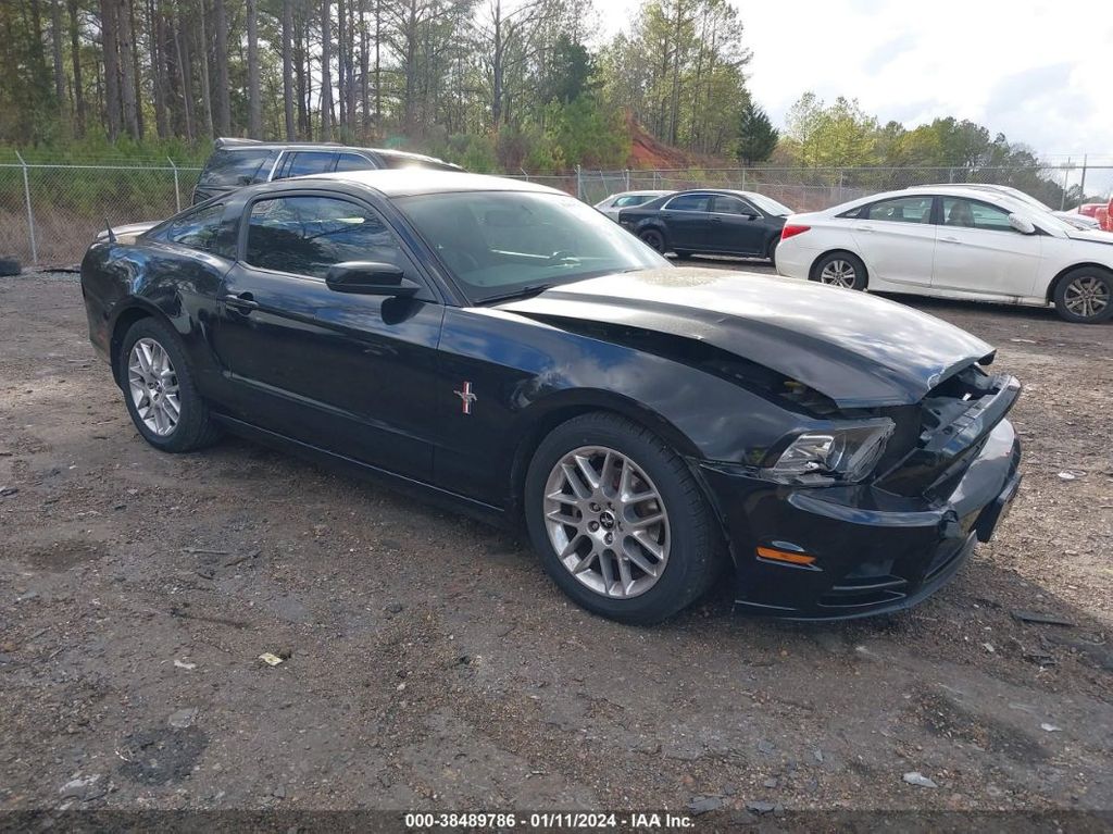 1ZVBP8AM6D5262468-2013-ford-mustang-0