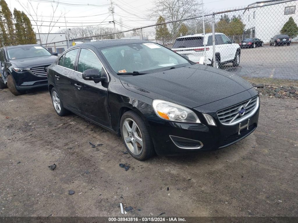 YV1612FH7D2187340-2013-volvo-s60-0