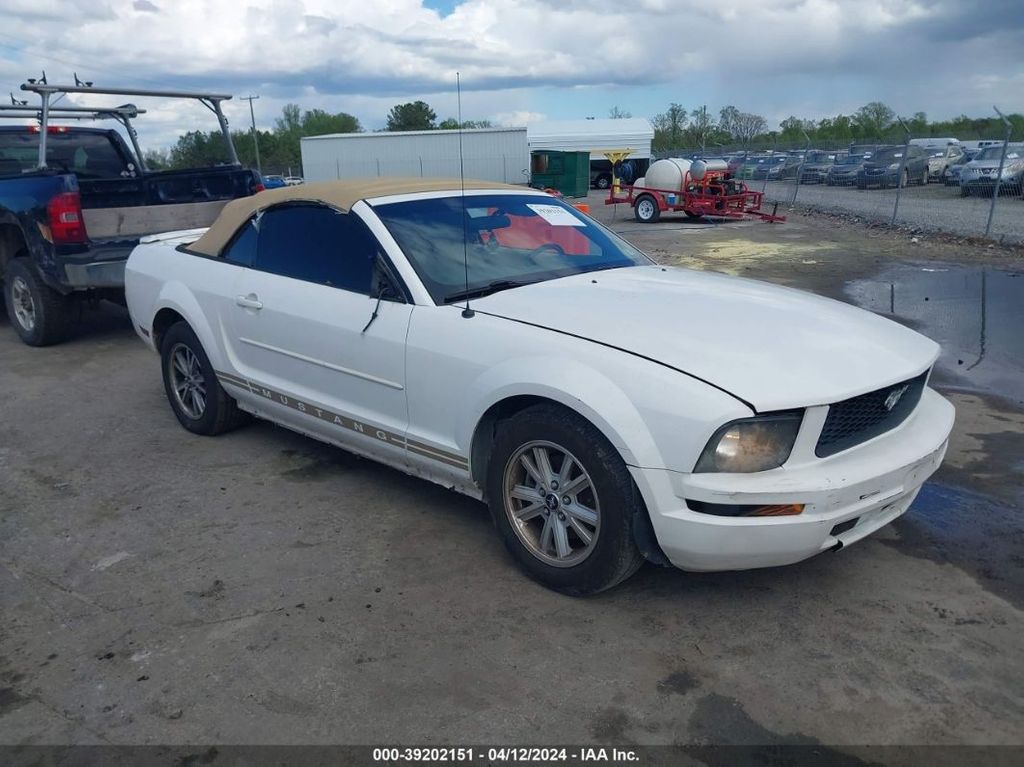 1ZVHT84N385193691-2008-ford-mustang