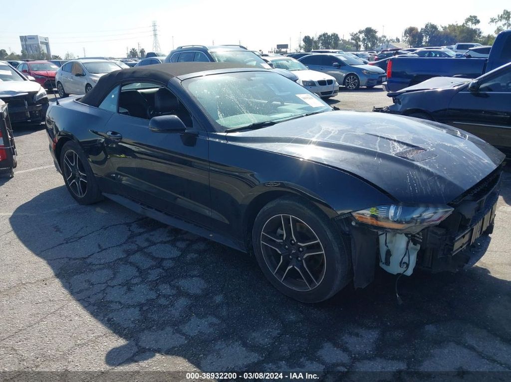 1FATP8UH3J5166370-2018-ford-mustang