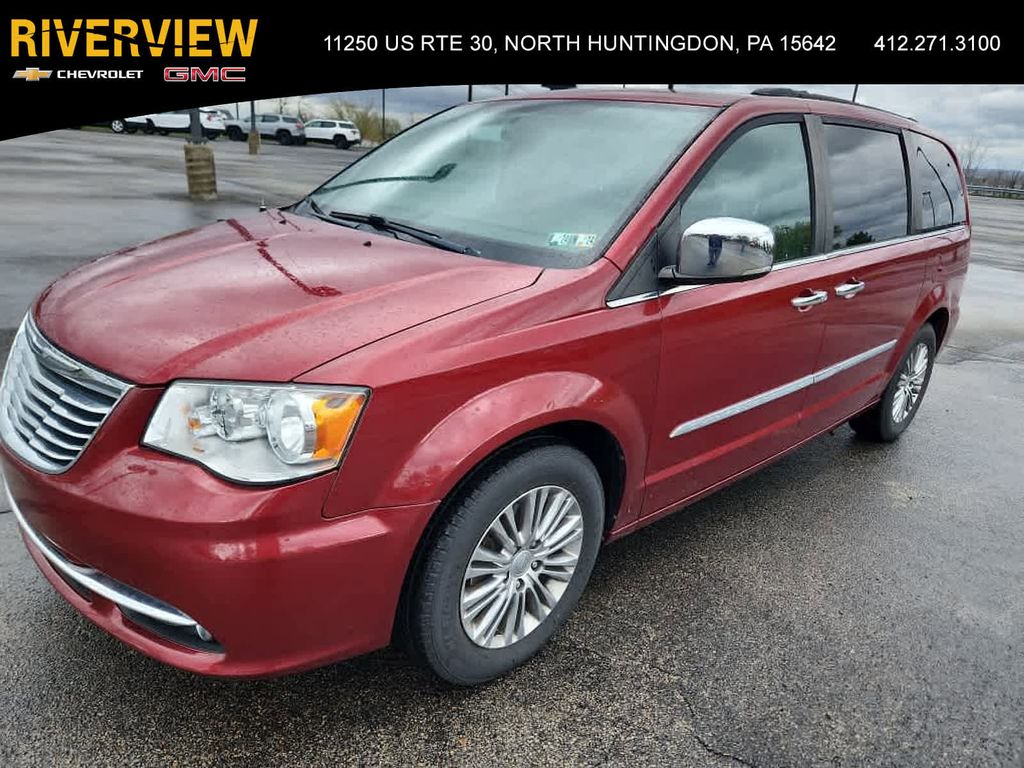 2C4RC1CG1DR571733-2013-chrysler-town-and-country