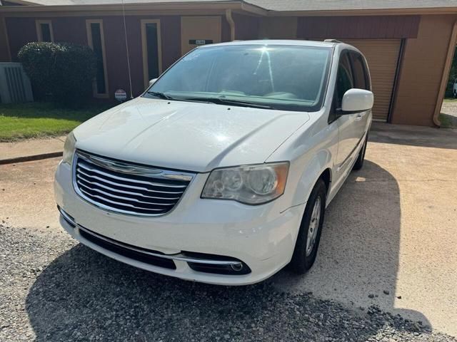 2C4RC1BG7DR638126-2013-chrysler-town-and-country