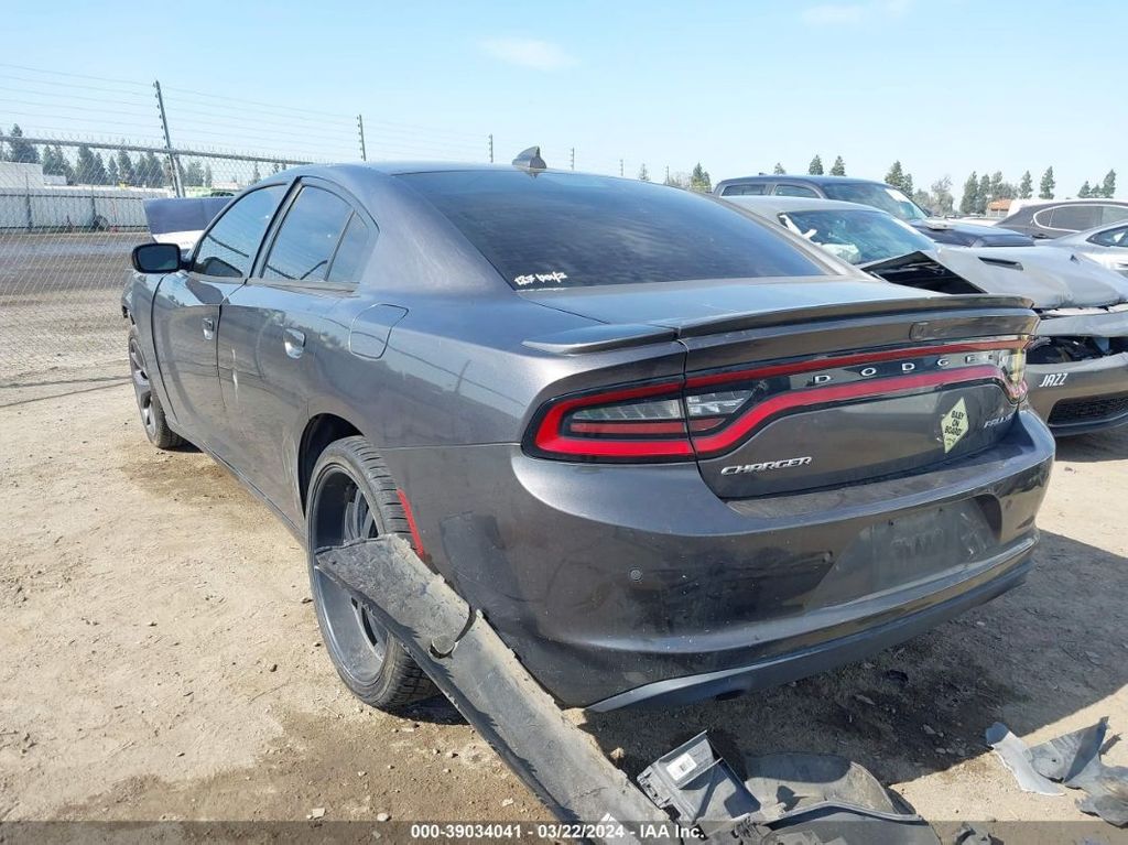 2C3CDXHG1HH666971-2017-dodge-charger-2