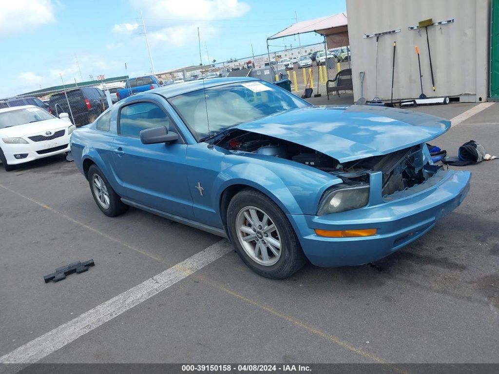 1ZVFT80N175283790-2007-ford-mustang-0